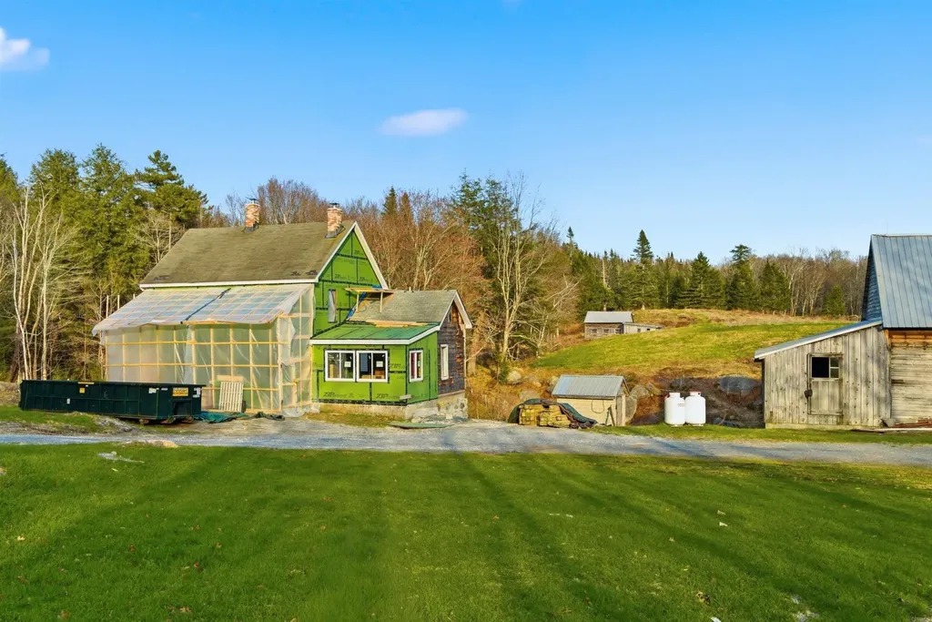 558 Klondike Road Stamford VT 05352
