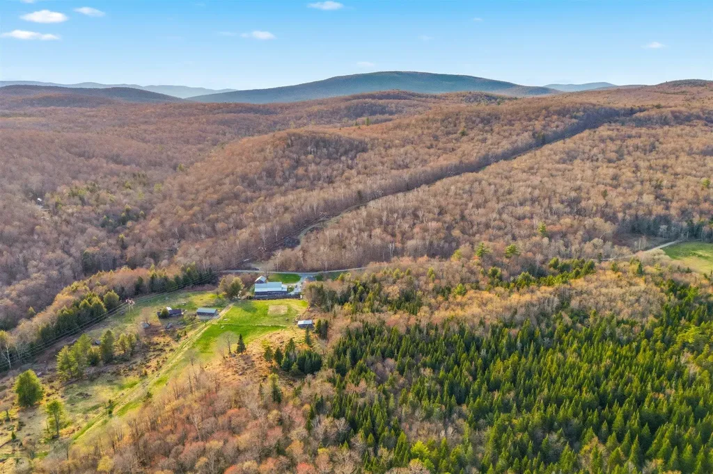 558 Klondike Road Stamford VT 05352