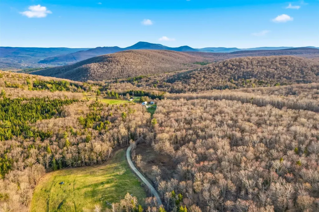 558 Klondike Road Stamford VT 05352