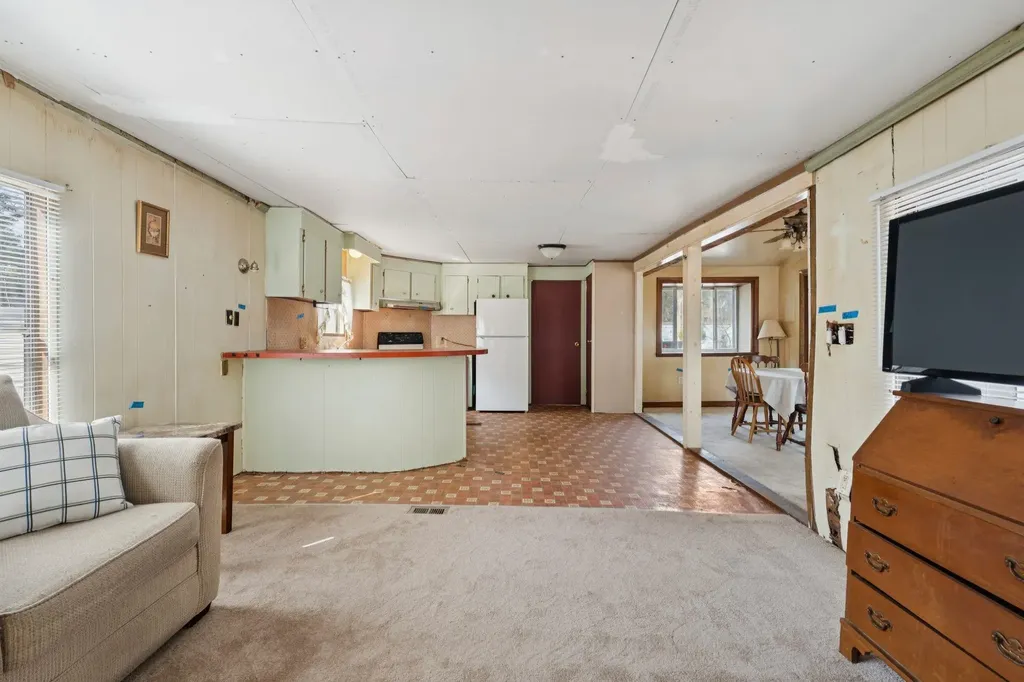 67 Periwinkle Drive Rochester NH 03868