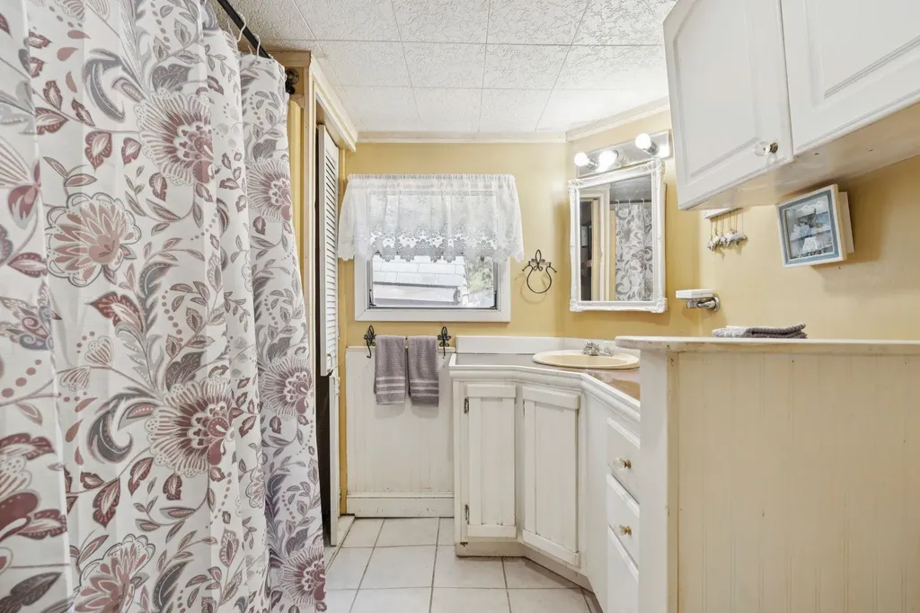 67 Periwinkle Drive Rochester NH 03868
