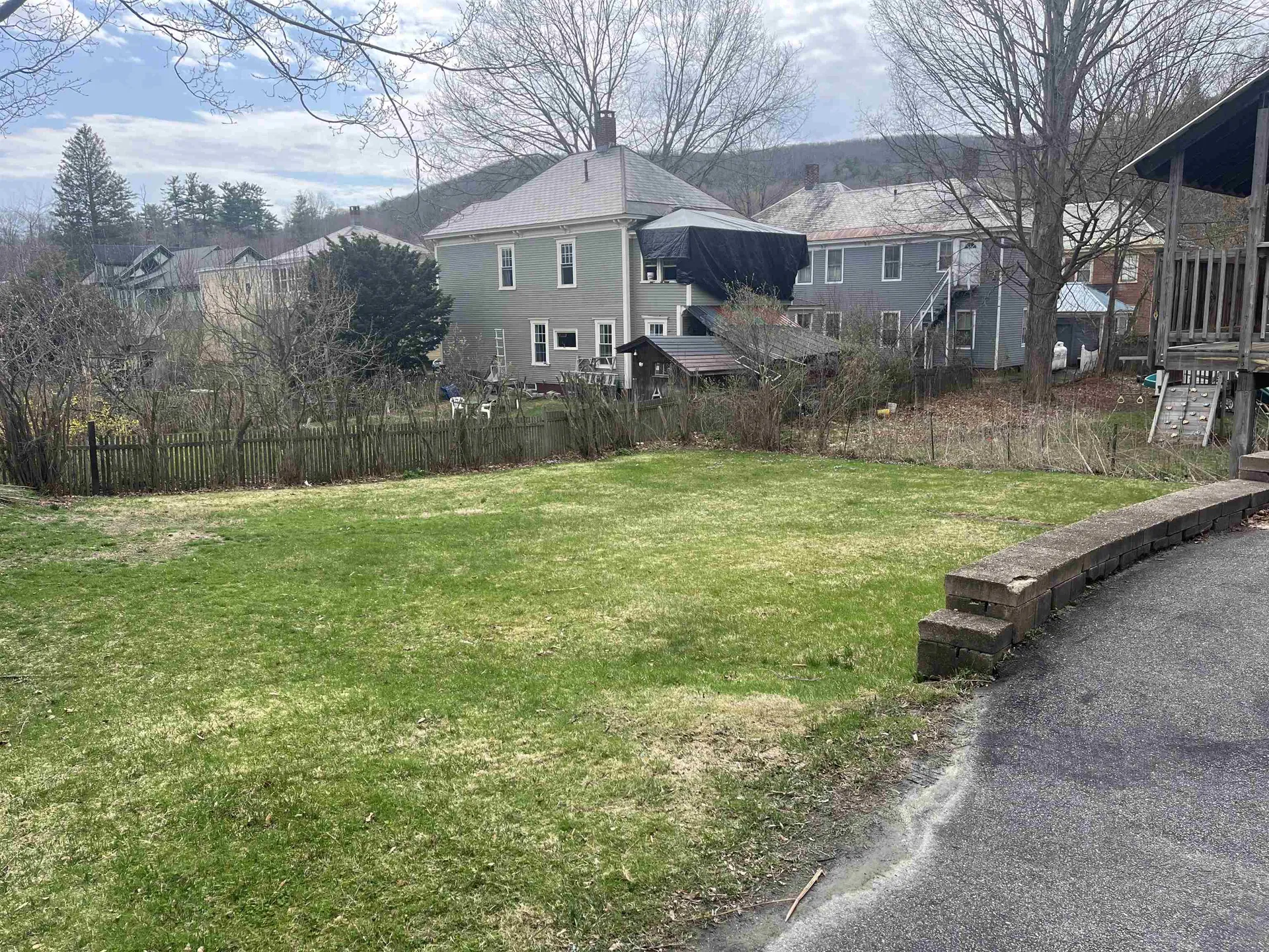 24 School Street Rockingham VT 05101