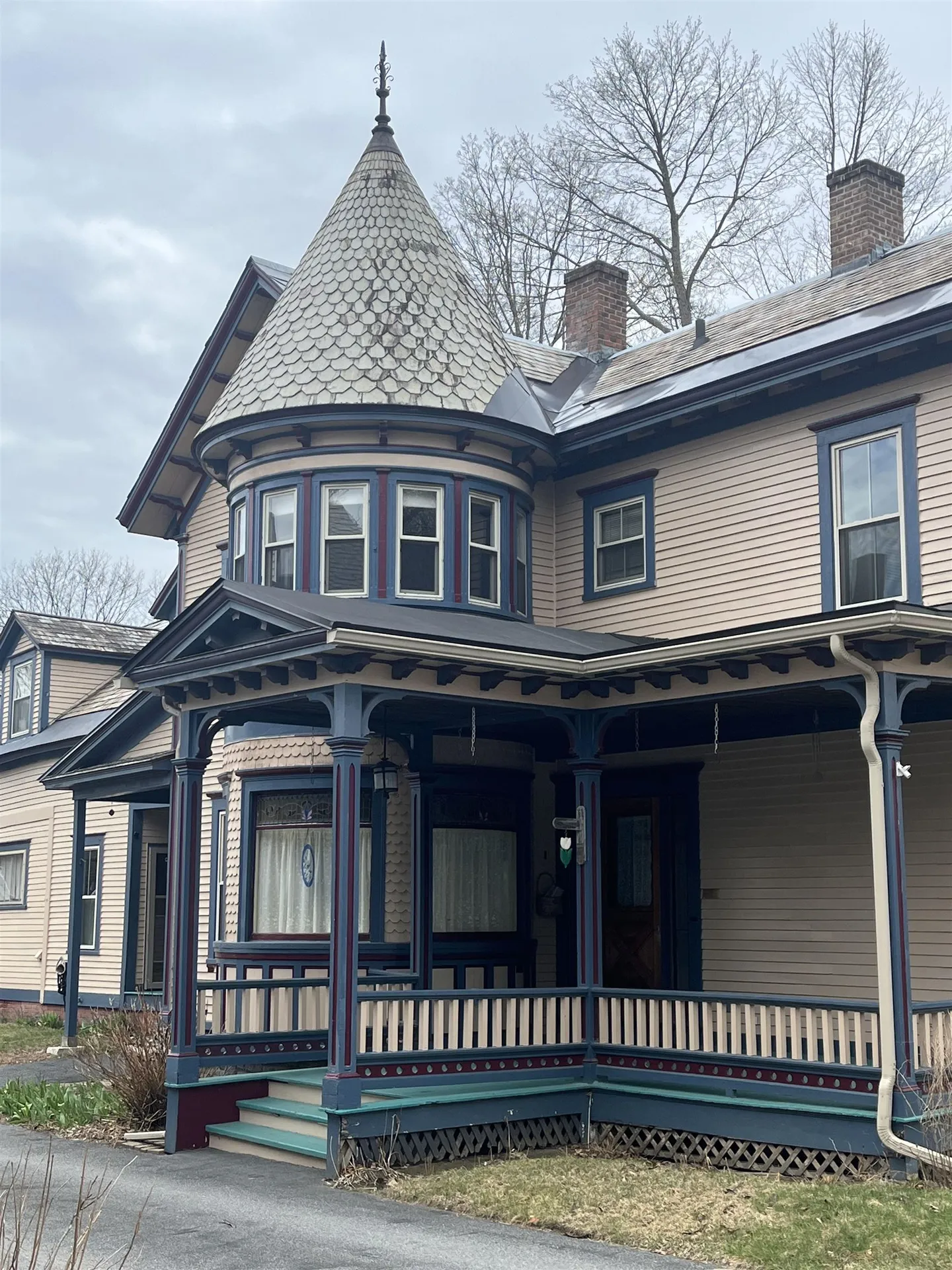 24 School Street Rockingham VT 05101