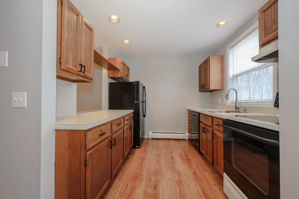 1465 Hooksett Road Hooksett NH 03106