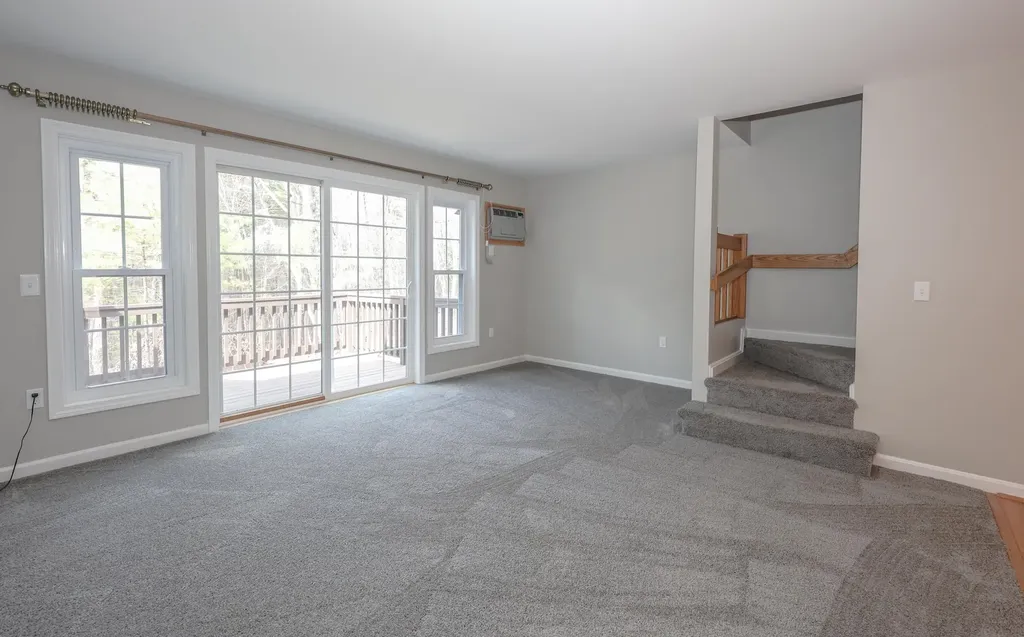 1465 Hooksett Road Hooksett NH 03106