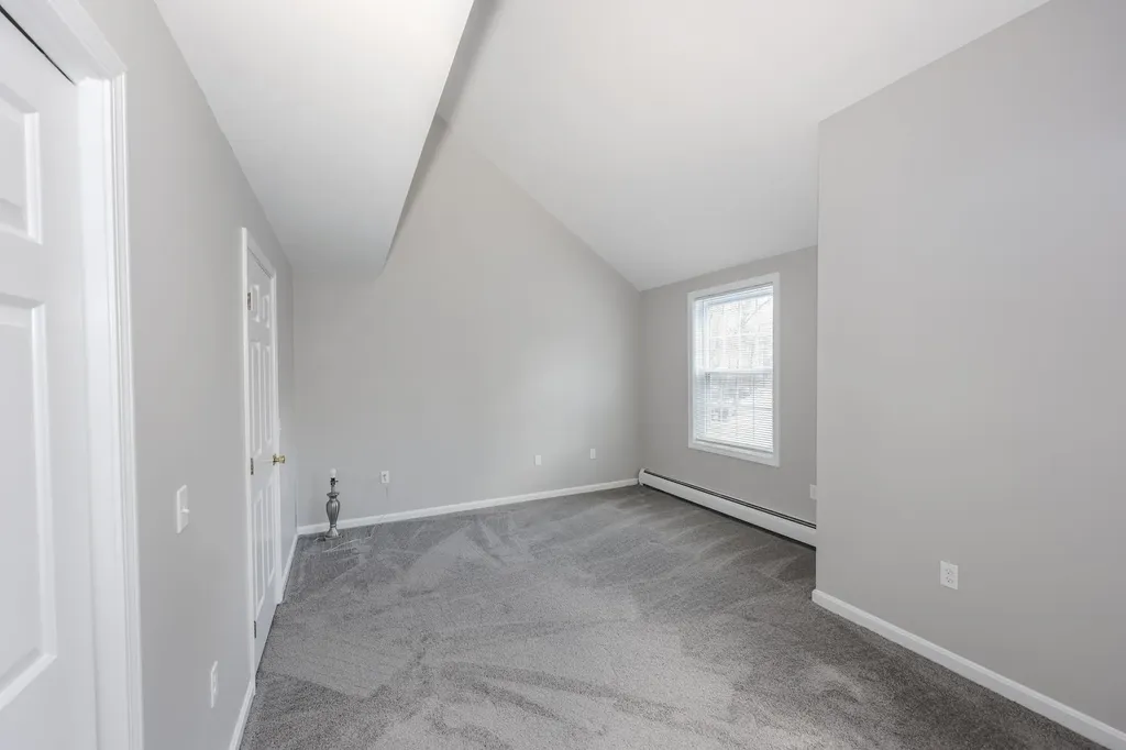 1465 Hooksett Road Hooksett NH 03106