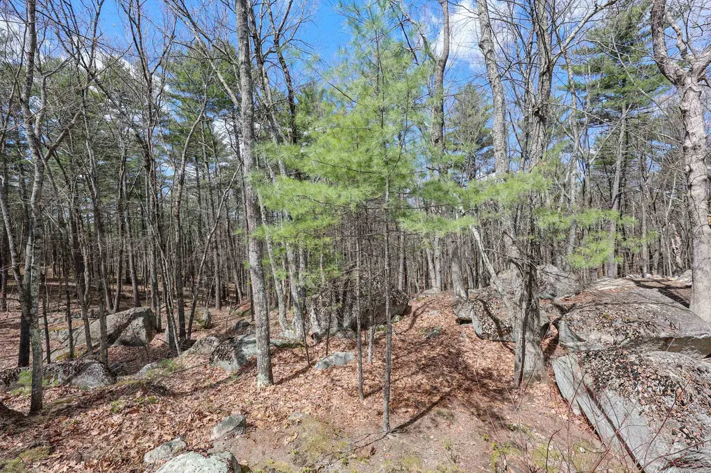 1465 Hooksett Road Hooksett NH 03106
