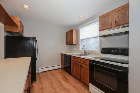 1465 Hooksett Road Hooksett NH 03106