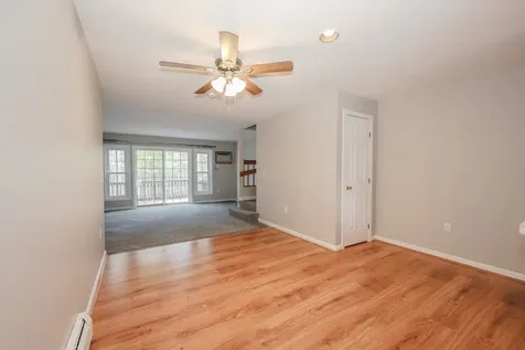 1465 Hooksett Road Hooksett NH 03106