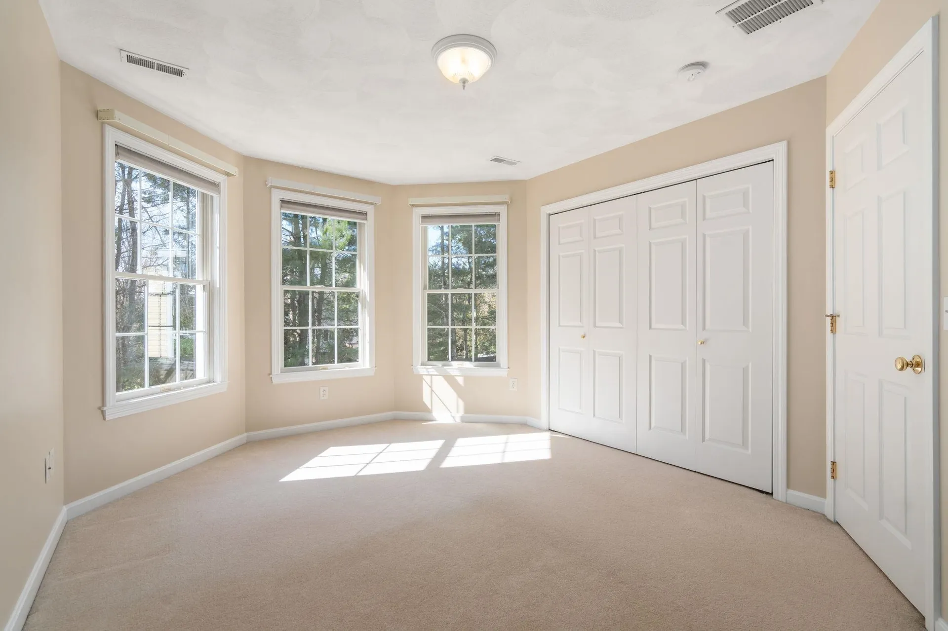 1 Silver Brook Street Salem NH 03079