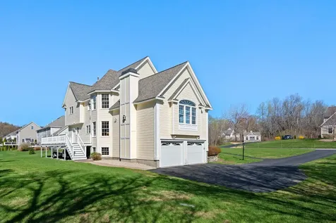 1 Silver Brook Street Salem NH 03079