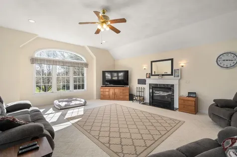 1 Silver Brook Street Salem NH 03079