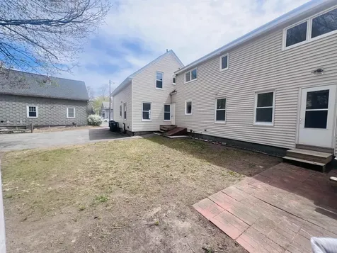 10 Green Street Nashua NH 03064