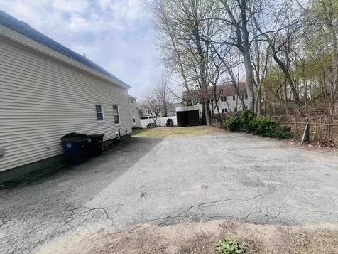 10 Green Street Nashua NH 03064