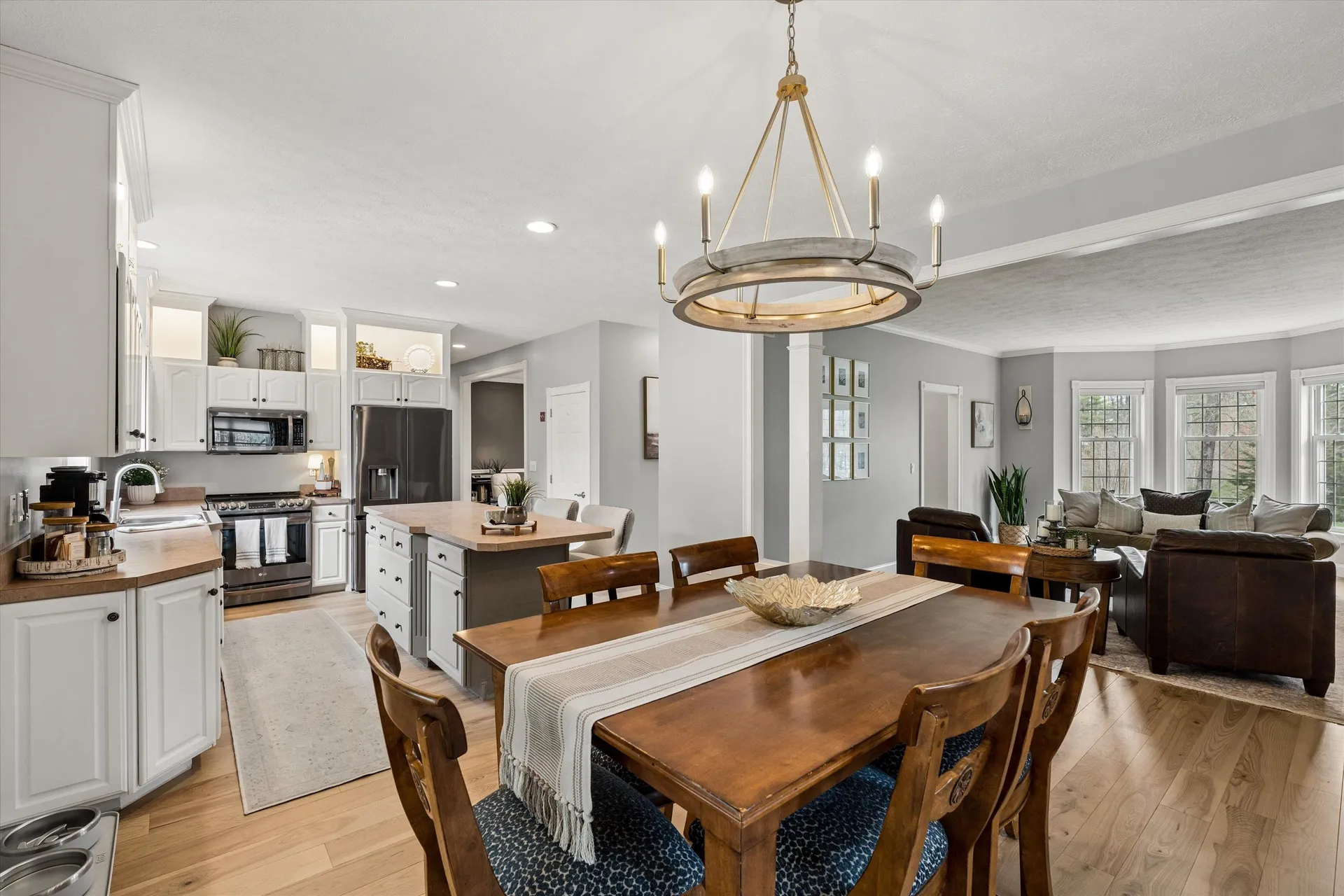 70 Greenmeadow Lane Bedford NH 03110