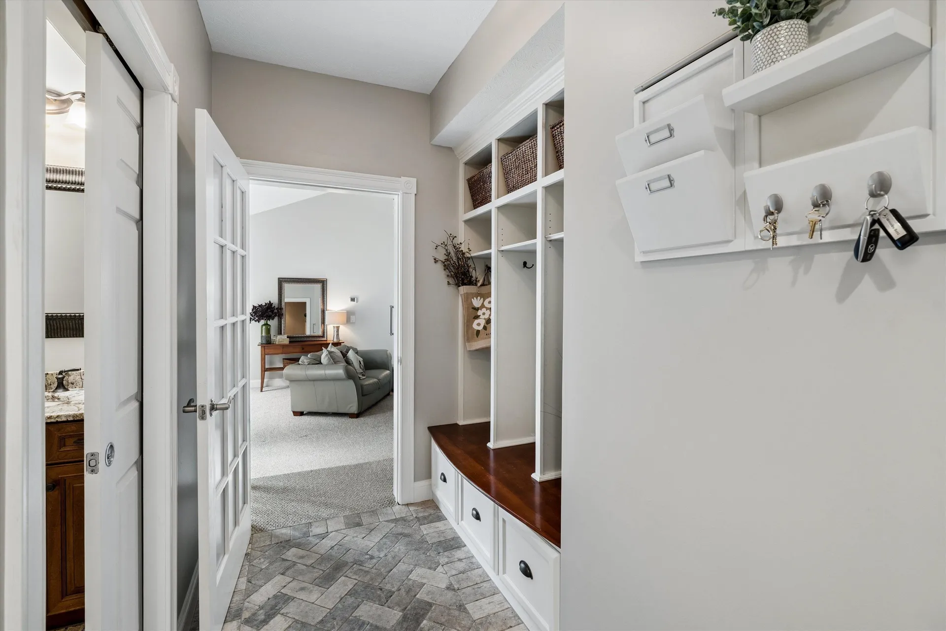 70 Greenmeadow Lane Bedford NH 03110