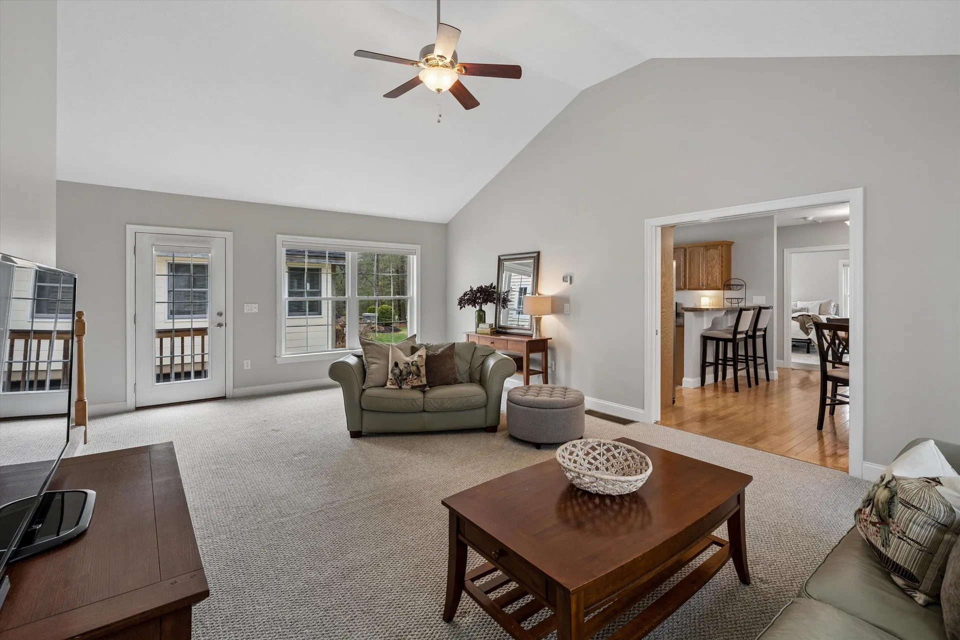 70 Greenmeadow Lane Bedford NH 03110