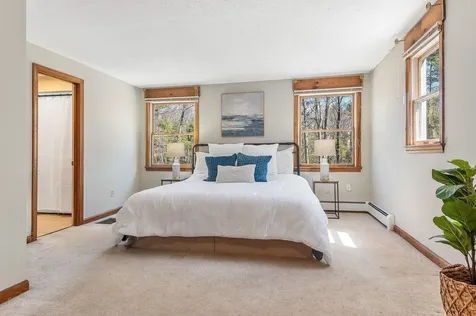 7 Millstream Drive Exeter NH 03833
