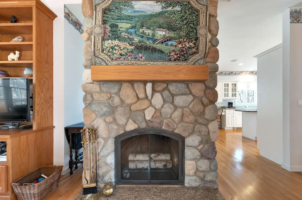 138 Samuel Hale Drive Hales Location NH 03860