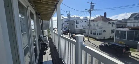 12 G Street Hampton NH 03842