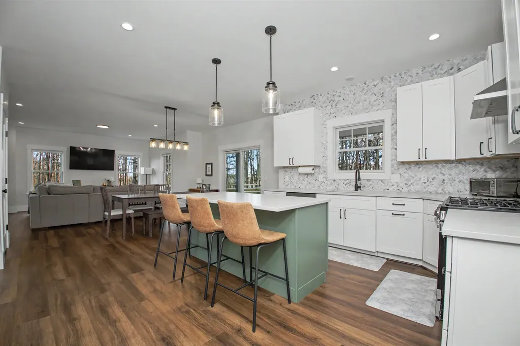 241 Maple Basin Lane Jericho VT 05465