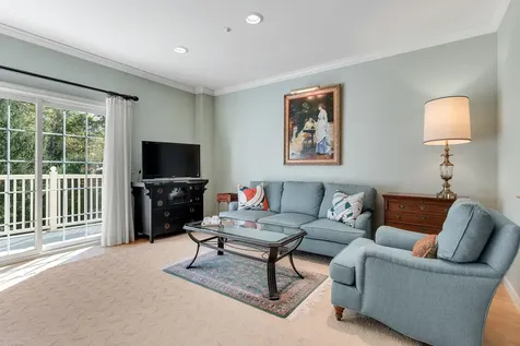 31 Forest Edge Drive Hanover NH 03755
