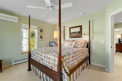 31 Forest Edge Drive Hanover NH 03755