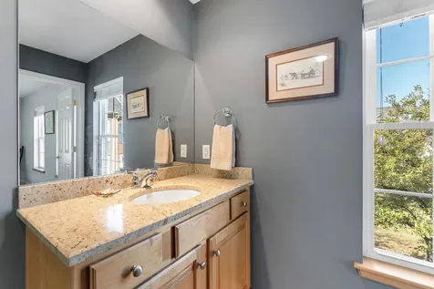 31 Forest Edge Drive Hanover NH 03755