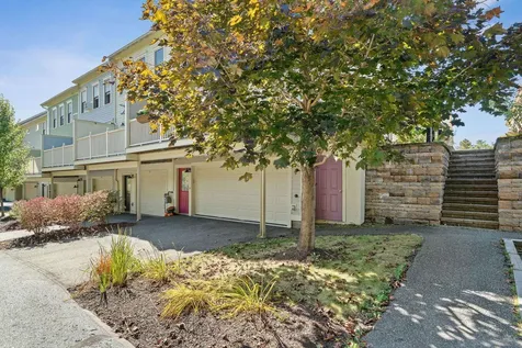 31 Forest Edge Drive Hanover NH 03755
