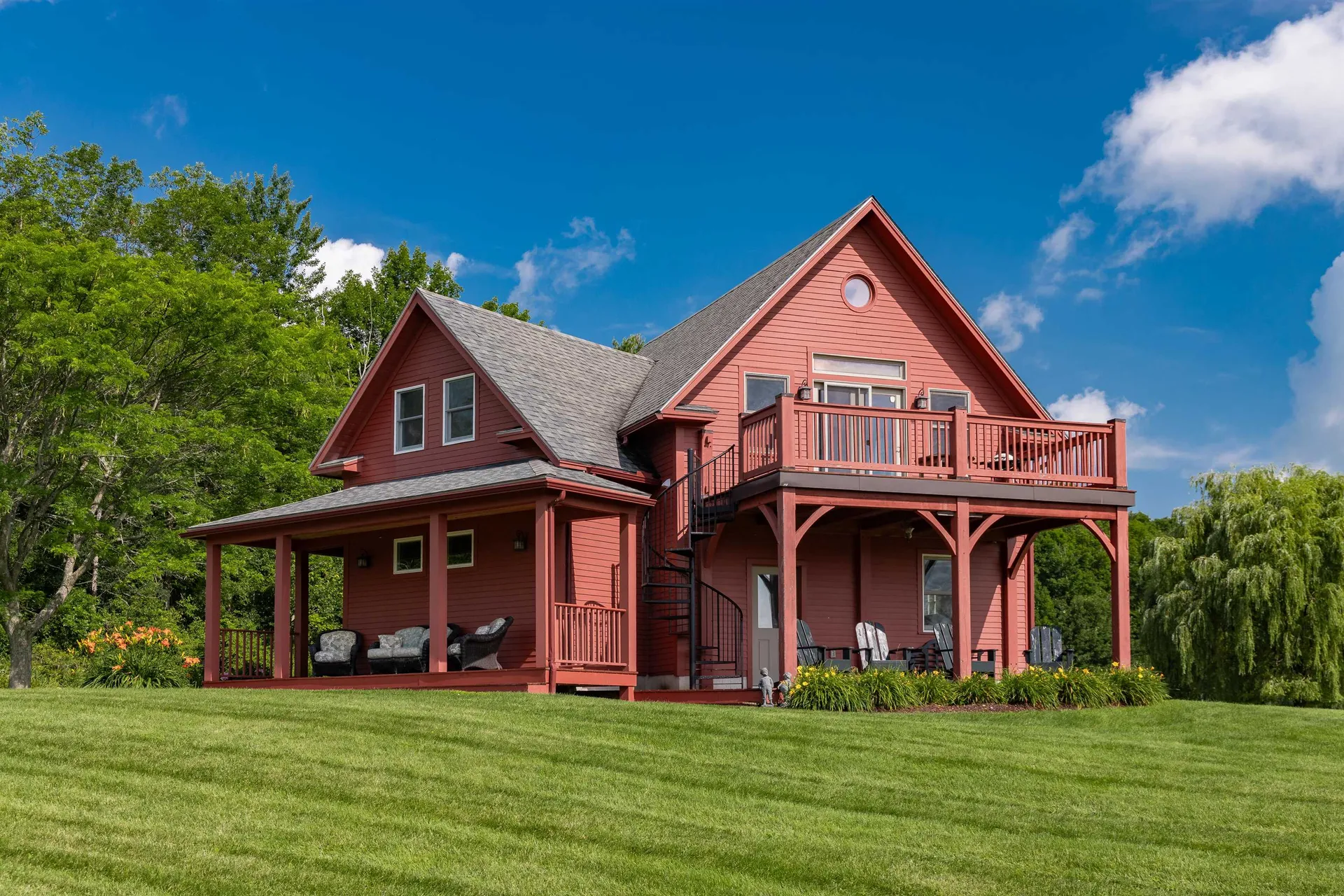 450 & 451 Red Truck Lane Charlotte VT 05445
