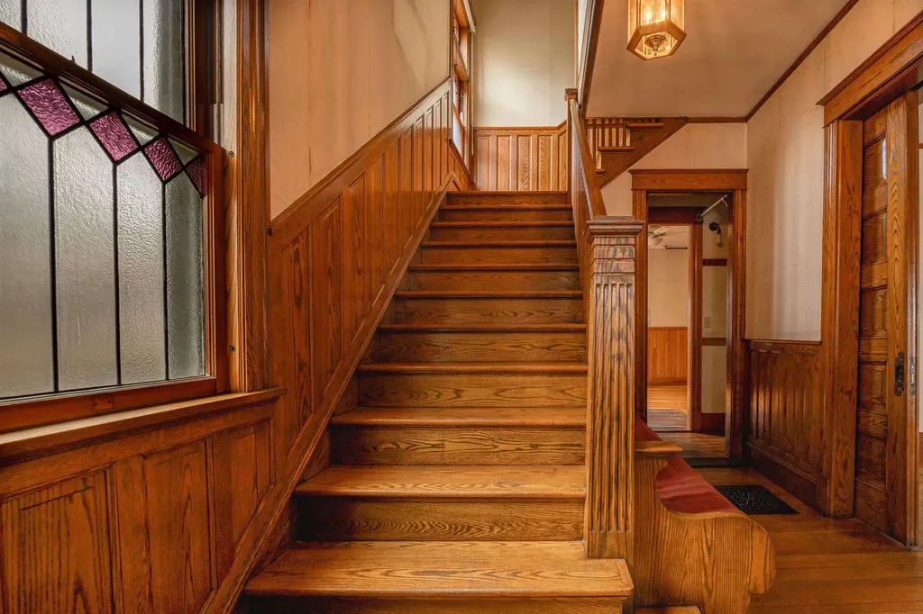 37 Edgehill Road St. Johnsbury VT 05819