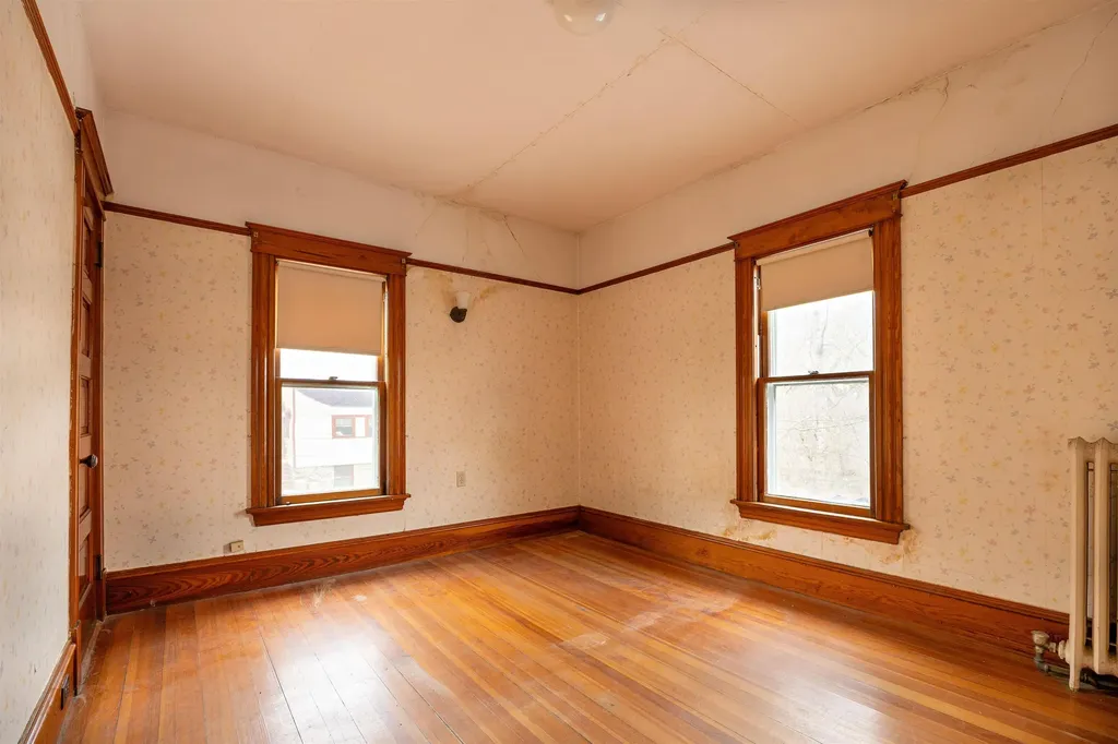 37 Edgehill Road St. Johnsbury VT 05819