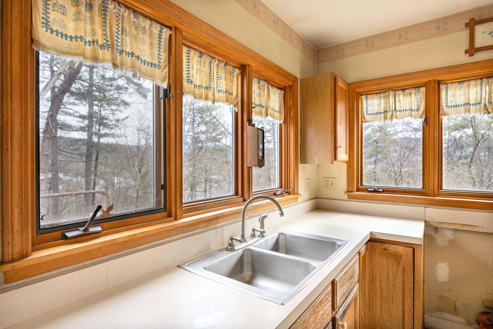 37 Edgehill Road St. Johnsbury VT 05819