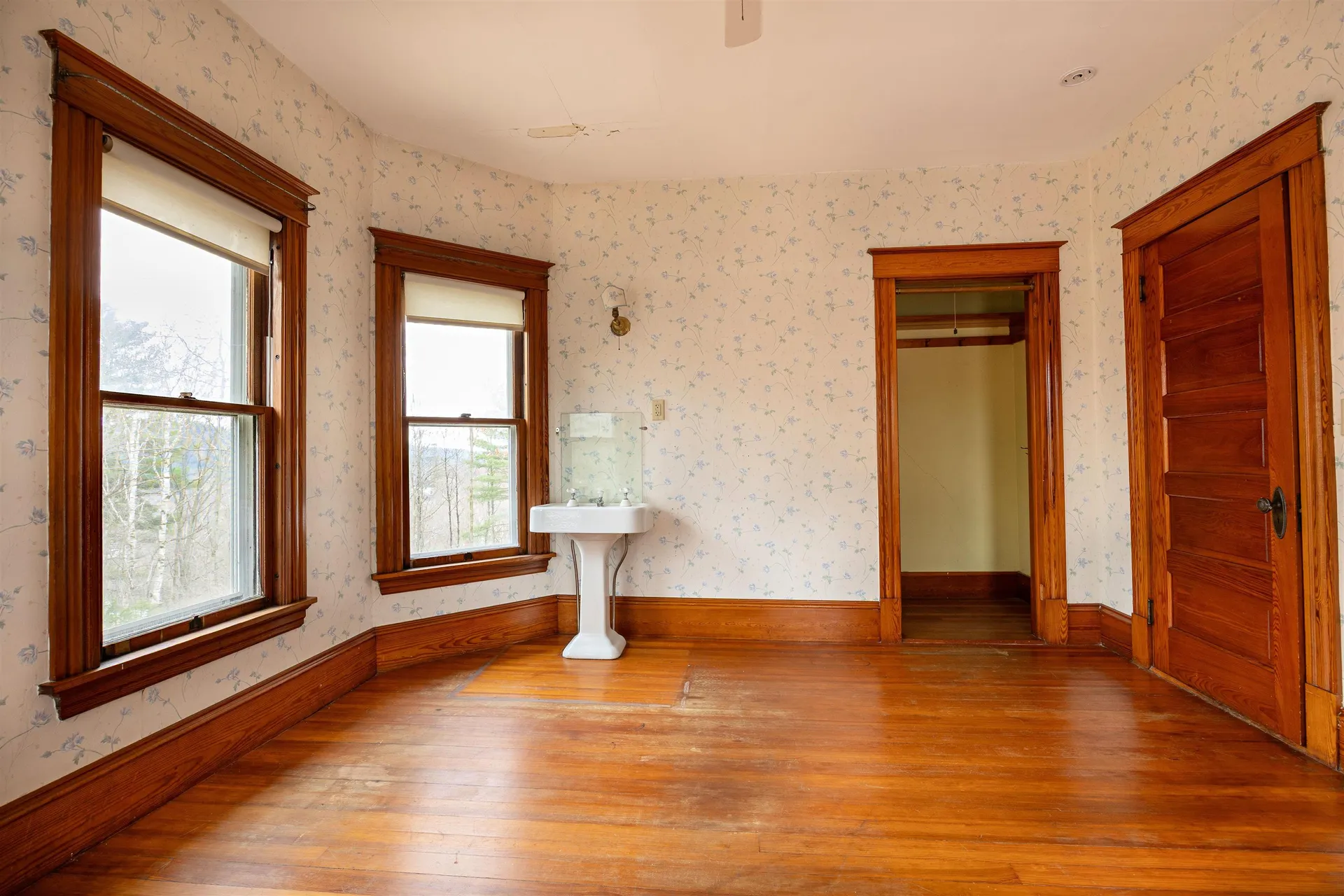 37 Edgehill Road St. Johnsbury VT 05819