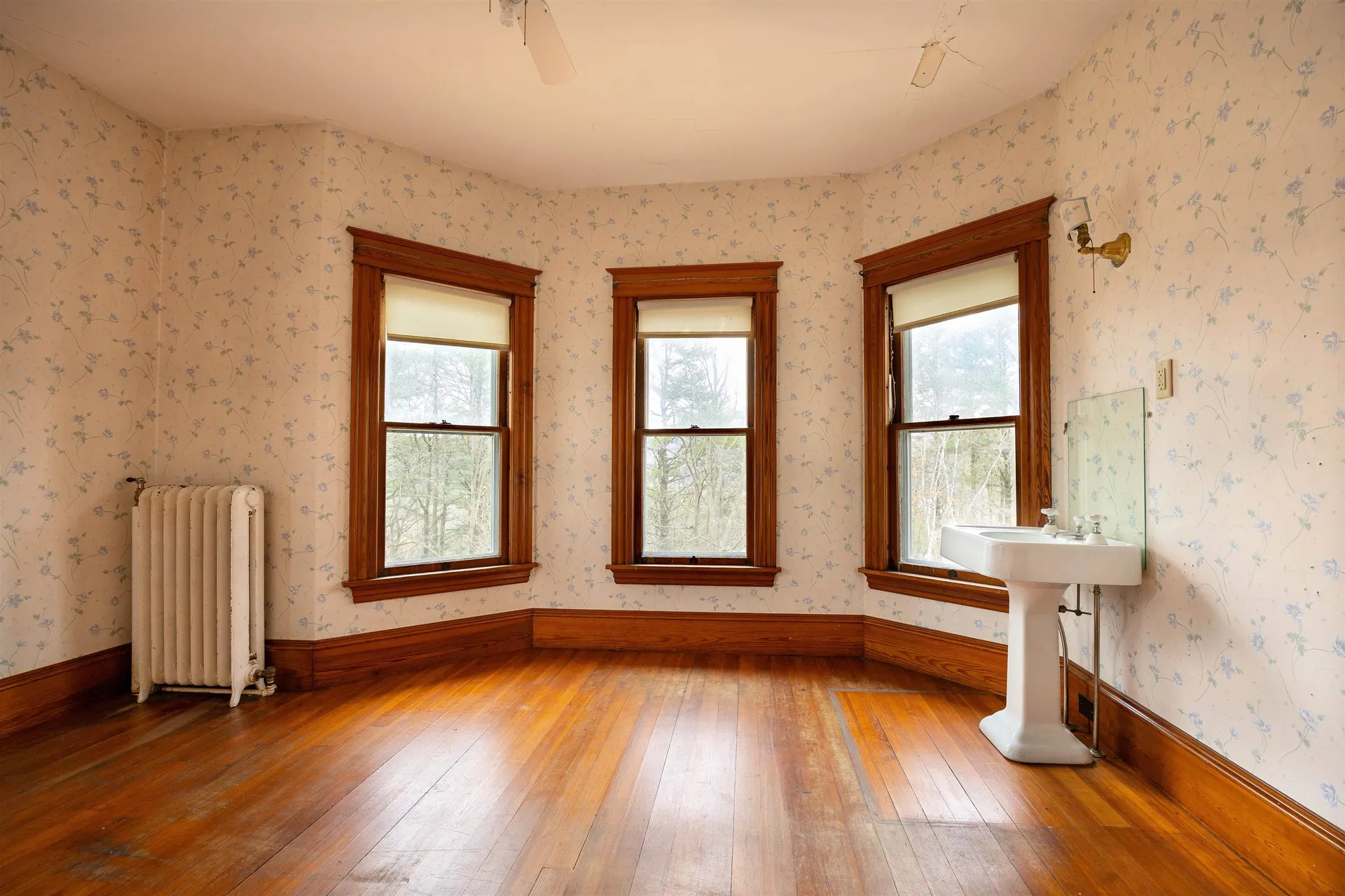 37 Edgehill Road St. Johnsbury VT 05819