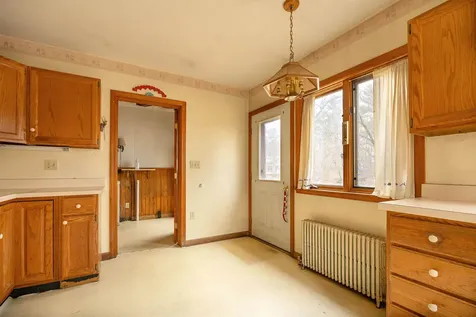 37 Edgehill Road St. Johnsbury VT 05819