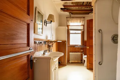 37 Edgehill Road St. Johnsbury VT 05819