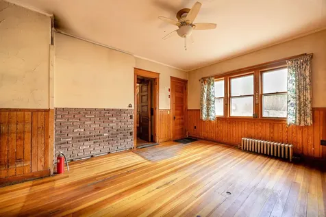 37 Edgehill Road St. Johnsbury VT 05819