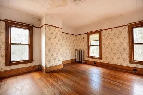 37 Edgehill Road St. Johnsbury VT 05819