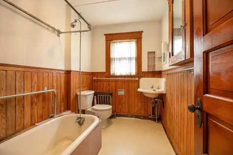 37 Edgehill Road St. Johnsbury VT 05819