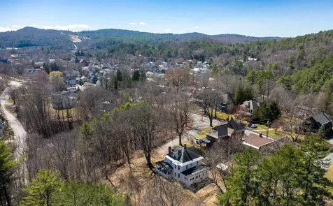 37 Edgehill Road St. Johnsbury VT 05819