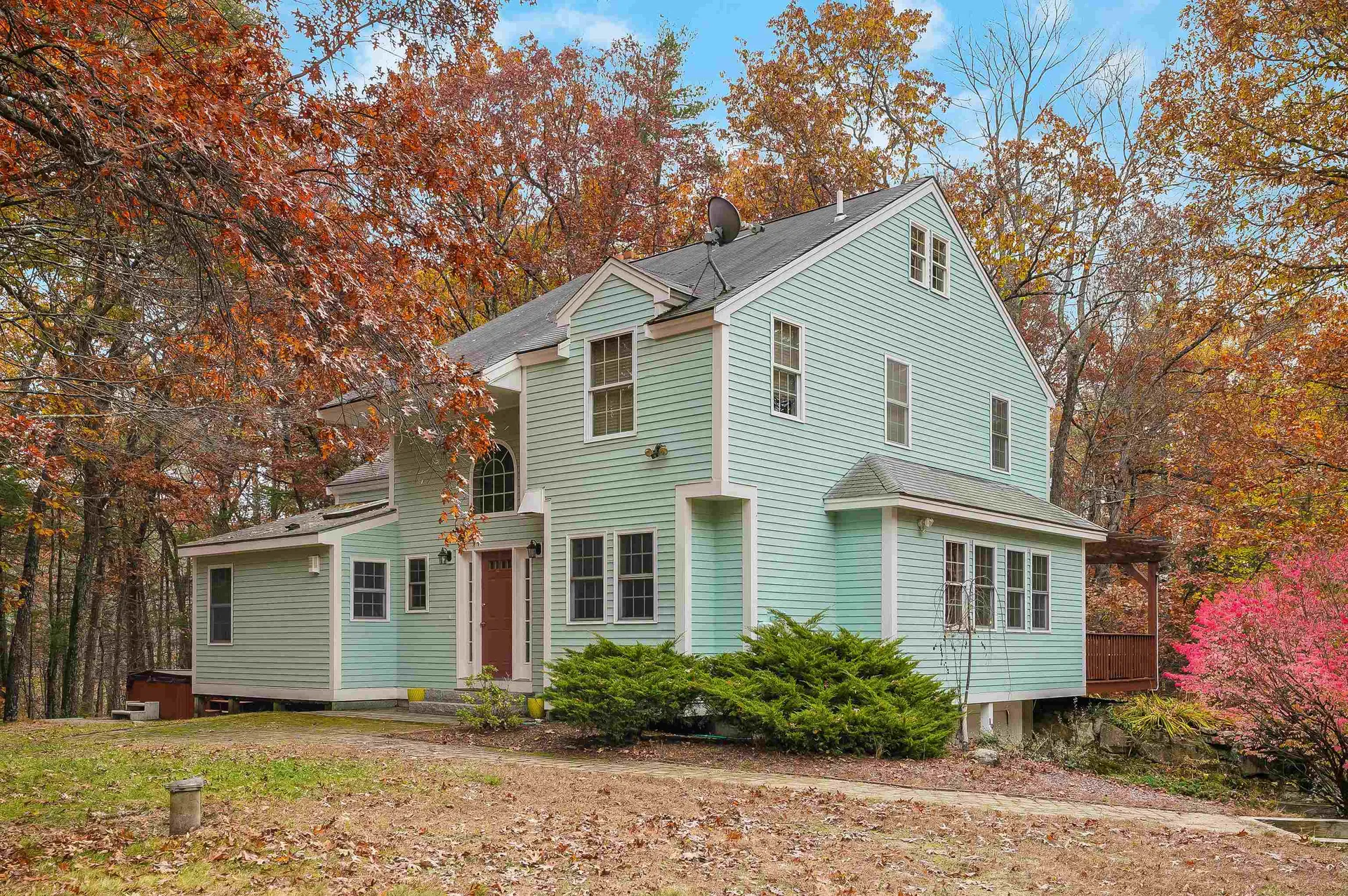 19 Baboosic Lake Road Amherst NH 03031