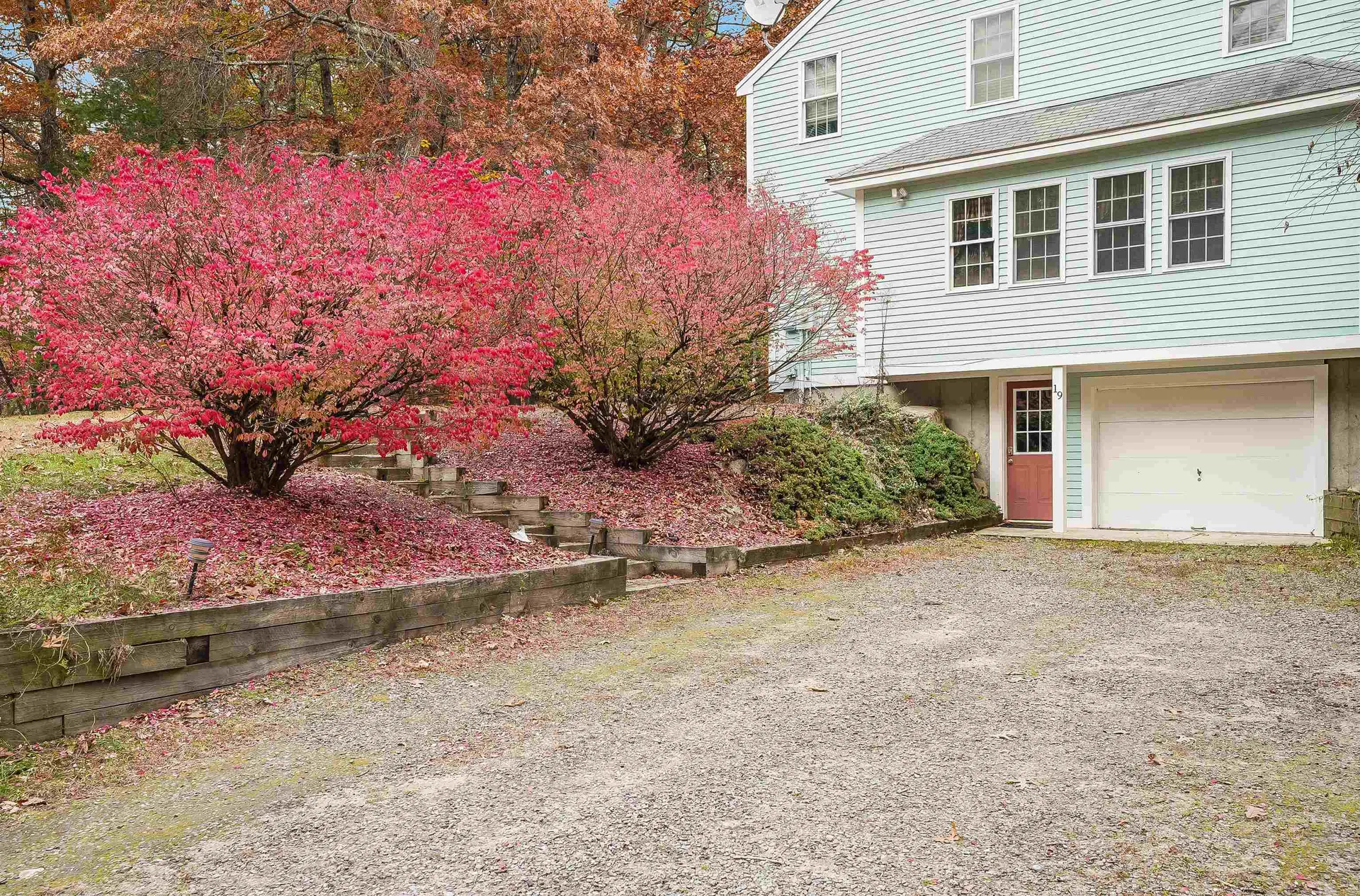 19 Baboosic Lake Road Amherst NH 03031