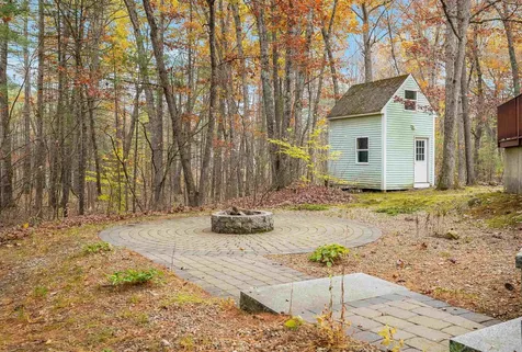 19 Baboosic Lake Road Amherst NH 03031