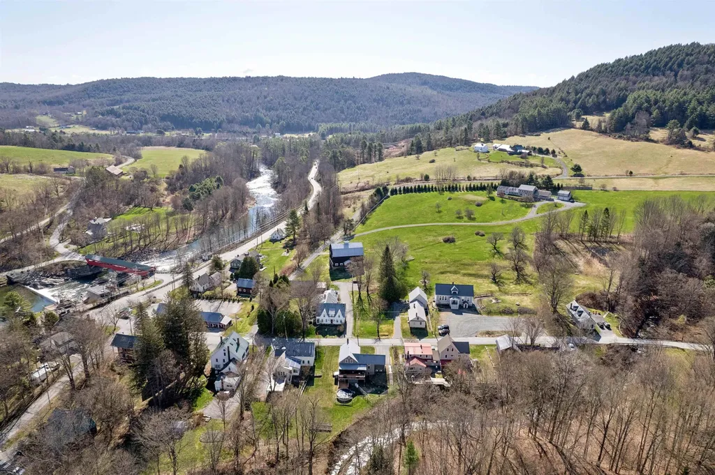 88 Happy Valley Road Woodstock VT 05091