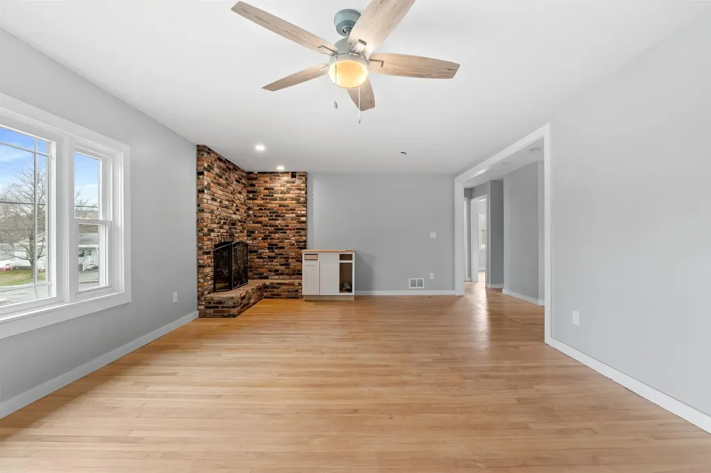 4 Laplante Avenue Claremont NH 03743