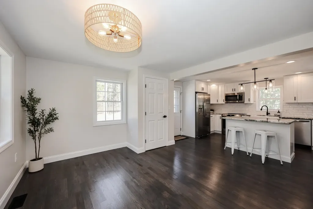 61 Etta Lane Weare NH 03281