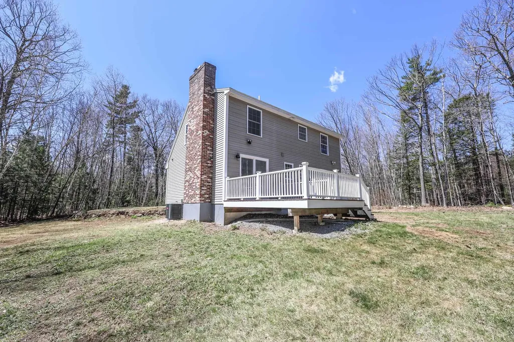 61 Etta Lane Weare NH 03281