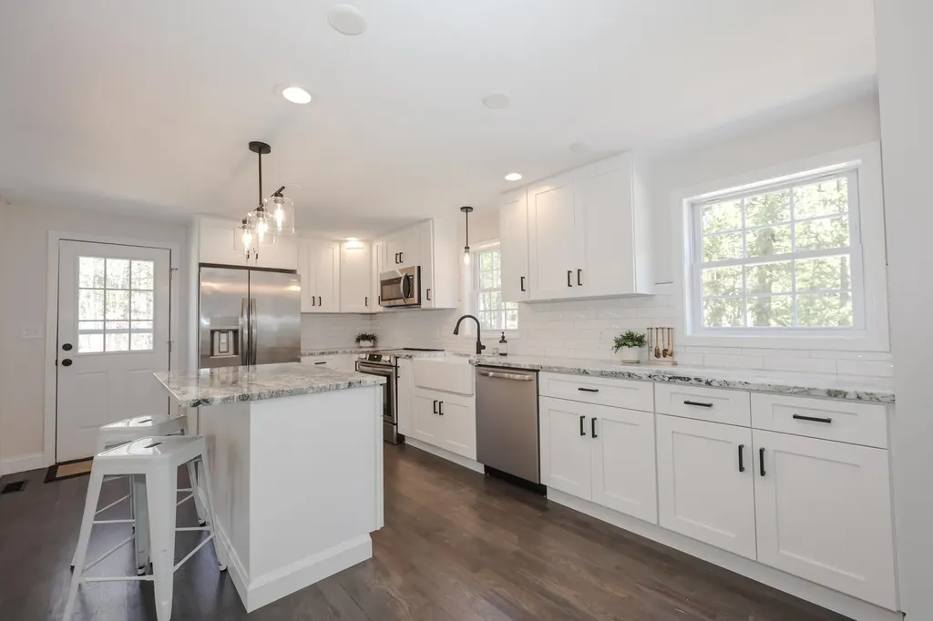 61 Etta Lane Weare NH 03281