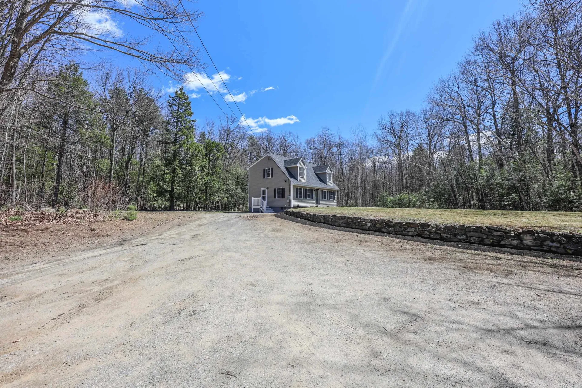 61 Etta Lane Weare NH 03281
